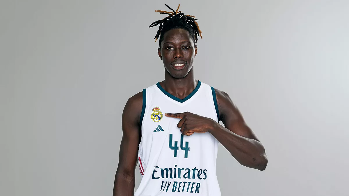 Oficial: Eli John Ndiaye vuelve al Real Madrid hasta 2028