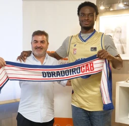 Caleb Agada: “Estoy muy agradecido y contento de estar aquí”