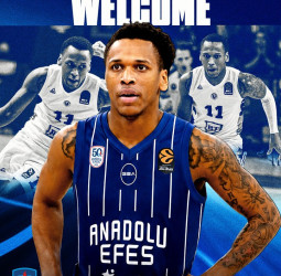 El Anadolu Efes ficha a Fatts Russell y completa un exterior de lujo