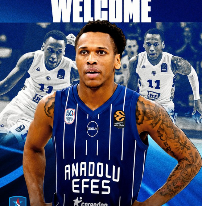 El Anadolu Efes ficha a Fatts Russell y completa un exterior de lujo