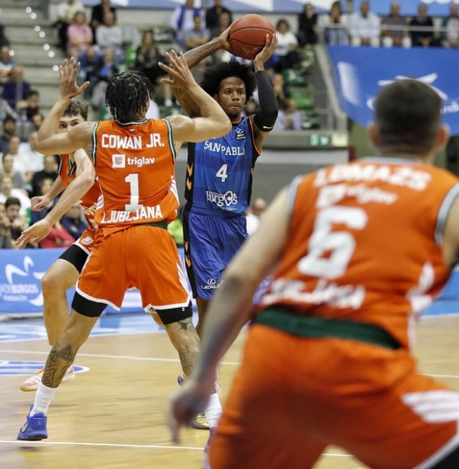 El San Pablo Burgos debuta en la EuroCup con victoria (85-81)