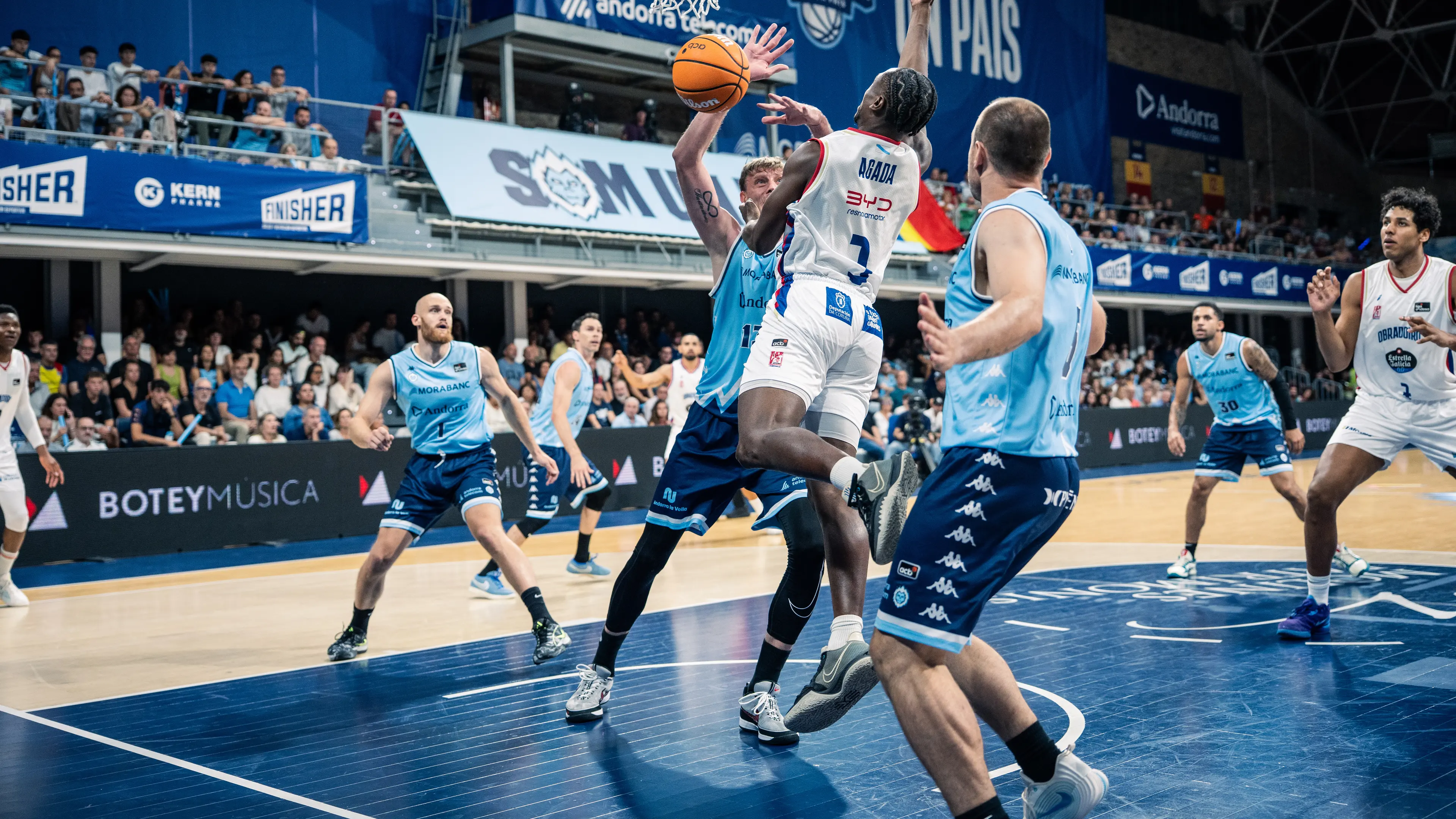 El Obradoiro regresa a la Liga Endesa remontando trece puntos en Andorra (85-90)