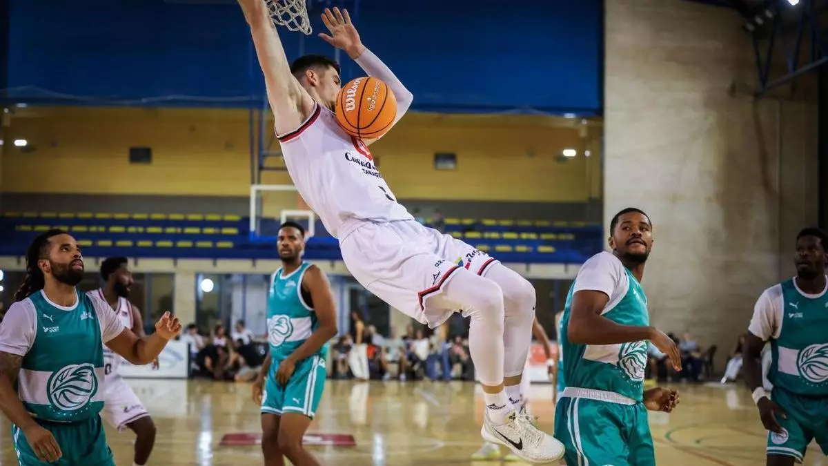 Un 5 de 37 en triples condena al Casademont Zaragoza ante el Pau Orthez (76-80)