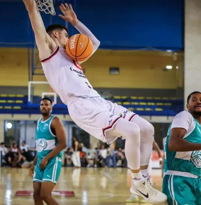 Un 5 de 37 en triples condena al Casademont Zaragoza ante el Pau Orthez (76-80)