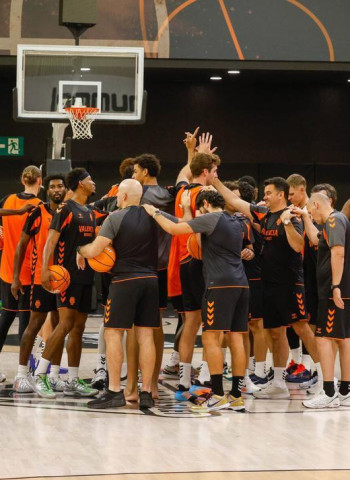 Besiktas vs. Valencia Basket: EuroLeague Opener in Istanbul for Final Four Semifinalist
