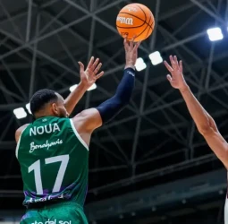 El Unicaja frena al UCAM Murcia en Jaén y gana el primer Trofeo Alfonso Sánchez (74-69)