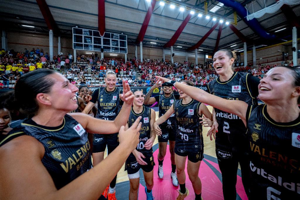 El Valencia Basket sobrevive para optar a la reconquista, 73-84