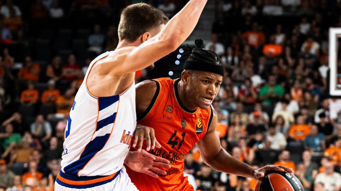 Valencia Basket Extends Jasiel Rivero's Contract Through 2026-27 Season