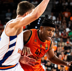 Valencia Basket amplía el contrato de Jasiel Rivero hasta el final de la temporada 2026-27