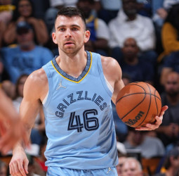 Los Knicks buscan defensa para su última ficha: Drew Eubanks y John Konchar, en la lista