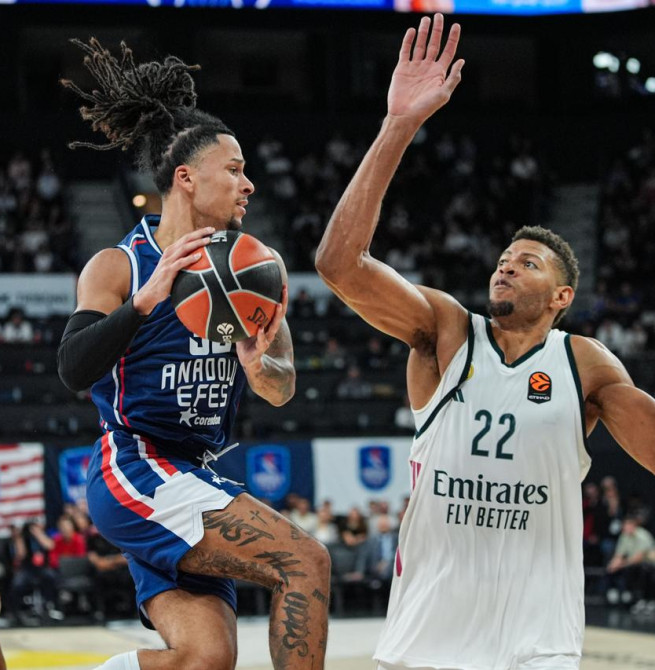 Resumen de la jornada 2 de la EuroLeague: el Valencia manda y el Madrid sigue sin ganar