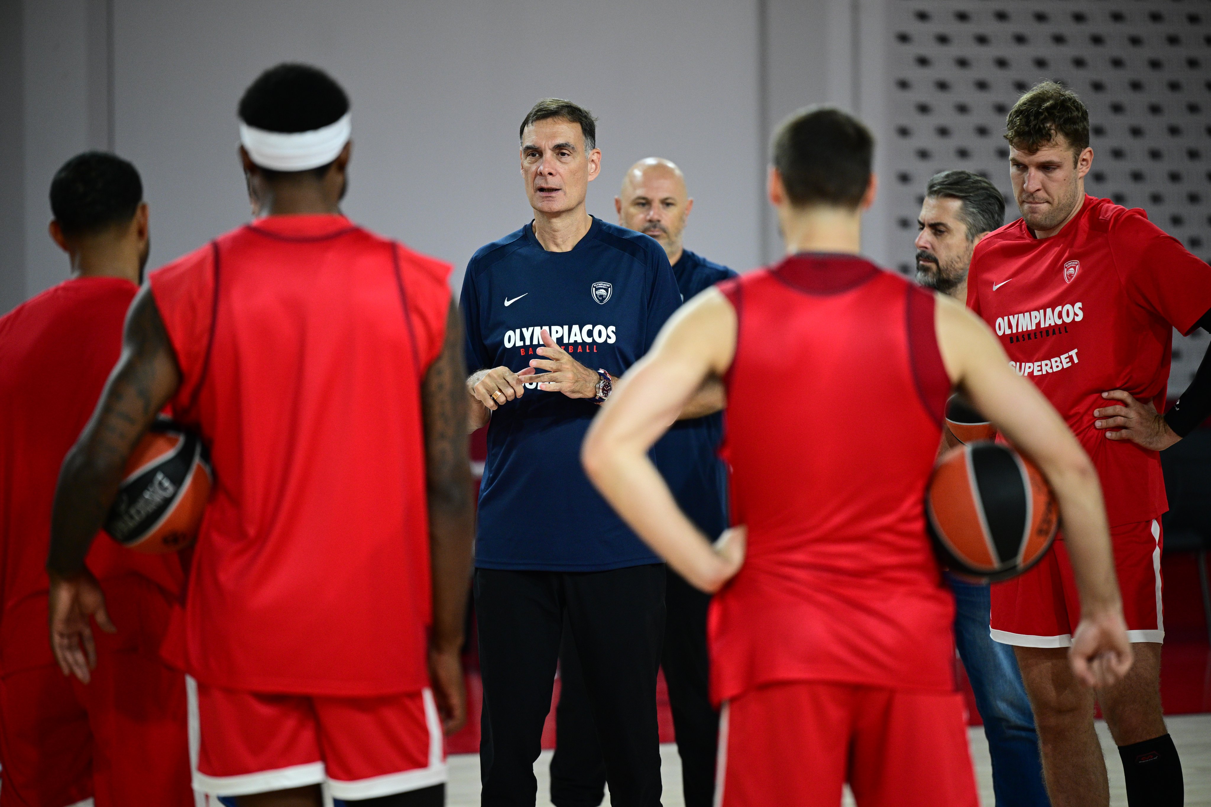 Previa EuroLeague 2026-27: el Olympiacos campeón ficha al MVP de los playoffs y al mejor asistente de Europa
