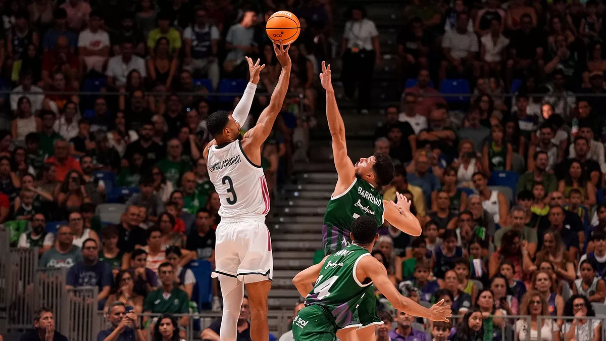 El Real Madrid arrolla al Unicaja en el Carpena (74-113) y revalida el Costa del Sol