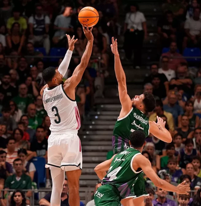 El Real Madrid arrolla al Unicaja en el Carpena (74-113) y revalida el Costa del Sol
