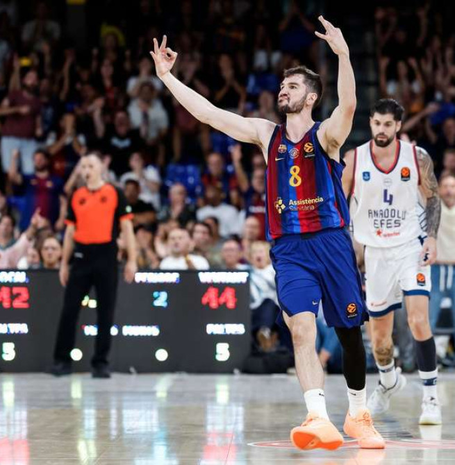 El Barça se estrena en Euroliga con un sufrido triunfo ante Efes (89-82)