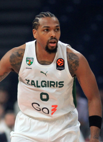 Ibon Navarro se estrena en Belgrado con derrota ante un Zalgiris sostenido por Valanciunas (77-83)