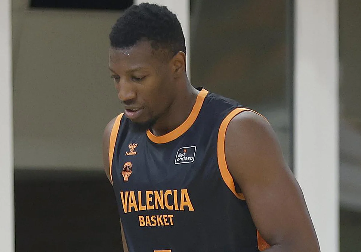 El Unicaja se interesa por Yankuba Sima para reforzar su juego interior