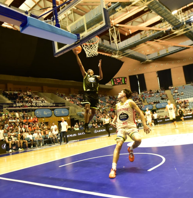 Leyma Básquet Coruña remonta al Ourense y se clasifica para la final de la Copa Galicia (94-89)