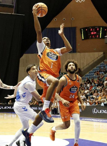 Leyma Coruña Wins Galicia Cup, Dominates Breogán 102-93