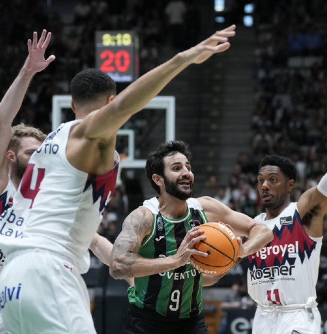 El Joventut estrena sede en la Supercopa con un doble maleficio por romper
