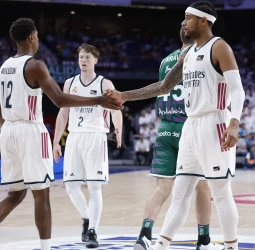 El Real Madrid comienza la temporada en casa con victoria sufrida frente a Unicaja, 89-87