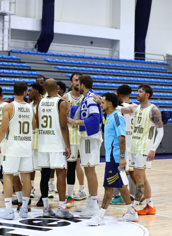 EuroLeague 2026-27 Preview: Fenerbahçe Buys Scoring, Lands Larkin from Efes