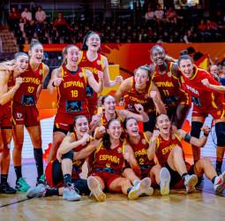 España no deja de soñar: doblega a Japón, acaba primera y ya está en cuartos, 59-79