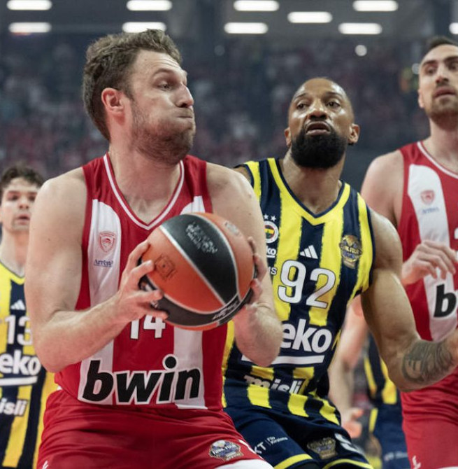 Olympiacos y Fenerbahce abren la SuperCup con un duelo entre los dos últimos campeones