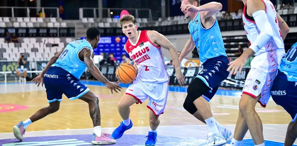 Manresa se rehace de un mal inicio y derrota a Morabanc Andorra en su debut en la LLiga Catalana (74-83)