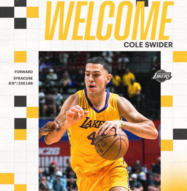 Los Lakers cambian dos bases por dos aleros con la plantilla aún por cerrar