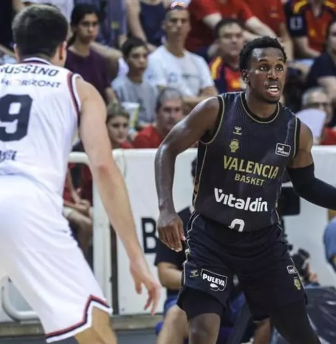 El Valencia Basket estrena la era de Xavi Albert con victoria ante el Casademont (88-81)