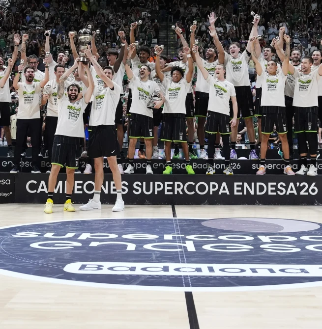 La Penya se proclama campeona de la Supercopa en Badalona (101-87)