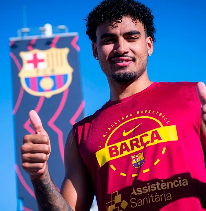 Justin Minaya apuntala la defensa del Barça