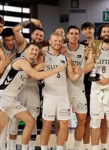 El Surne Bilbao gana la Euskal Kopa en Vitoria y cierra su pretemporada invicto (85-99)