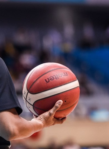 Las nuevas reglas de la FIBA entran en vigor el 1 de octubre: cambia el tiro y desaparece la antideportiva