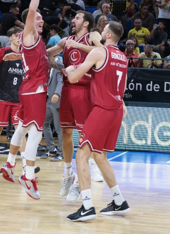Jaworski gana el partido a seis décimas del final y el Casademont se estrena en Tenerife (80-81)