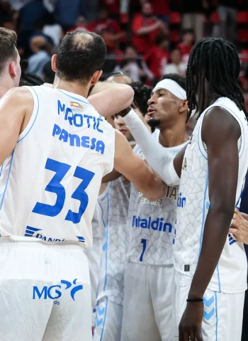 Valencia Basket Takes Flight in Zaragoza (82-97)