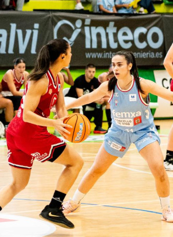 Una intensa jornada que deja tres equipos invictos en la lucha por el liderato
