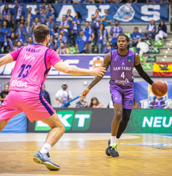El San Pablo Burgos cae ante el Rigas Zelli (71-79)