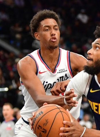 Baba Miller brilla con los Clippers y Giannis roza el triple-doble con los Heat