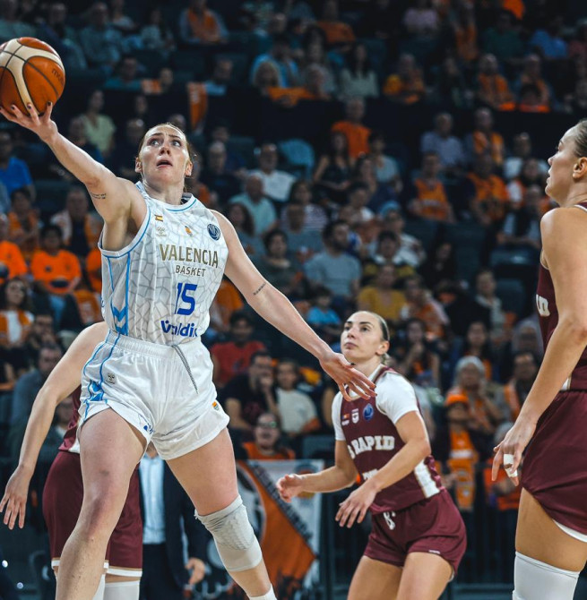 Valencia Basket vence con autoridad al Rapid de Bucarest y bate su récord de triples en un partido
