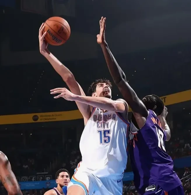 Noche NBA: Aday Mara y Hugo González brillan; De Larrea se lesiona
