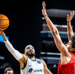El Unicaja estrena la BCL con un festival en Utena (69-105)