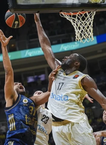 Fenerbahce Defeats Dubai 76-66, Remains Unbeaten