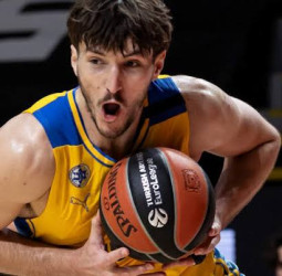 El Baskonia busca pívot: oferta rechazada por Sorkin