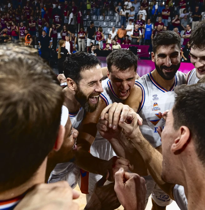 Jornada 2 de la Liga Endesa: Baskonia, líder; Murcia tumba al Barça