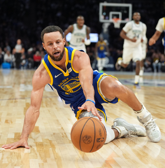 Noche NBA: 44 de Curry, 200 triples-dobles de Jokić y primera derrota de los Thunder