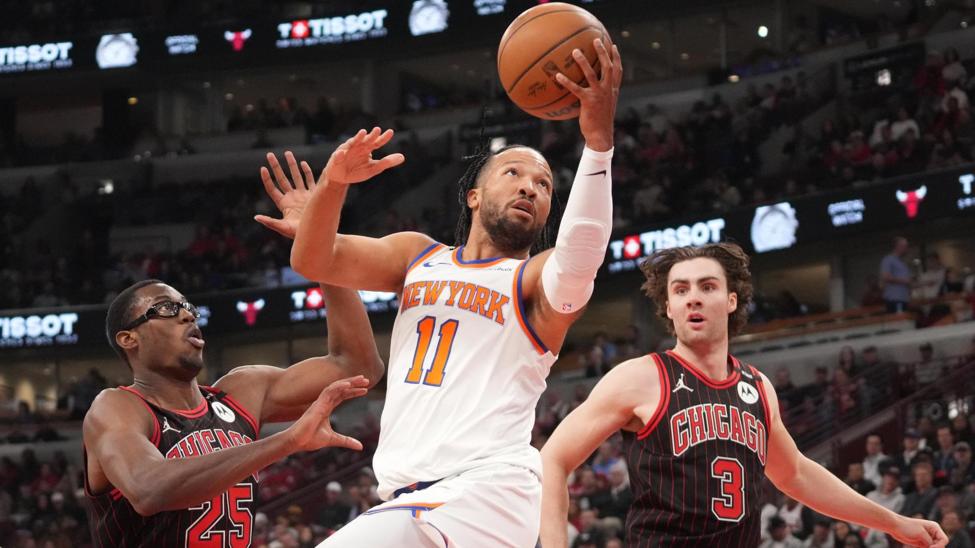 Brunson Scores 38 as Knicks Rally Past Bulls in Chicago (133-127)