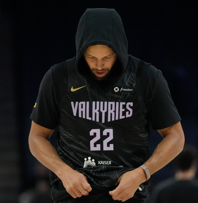 Curry, tocado: los Warriors llegan al debut con la enfermería llena