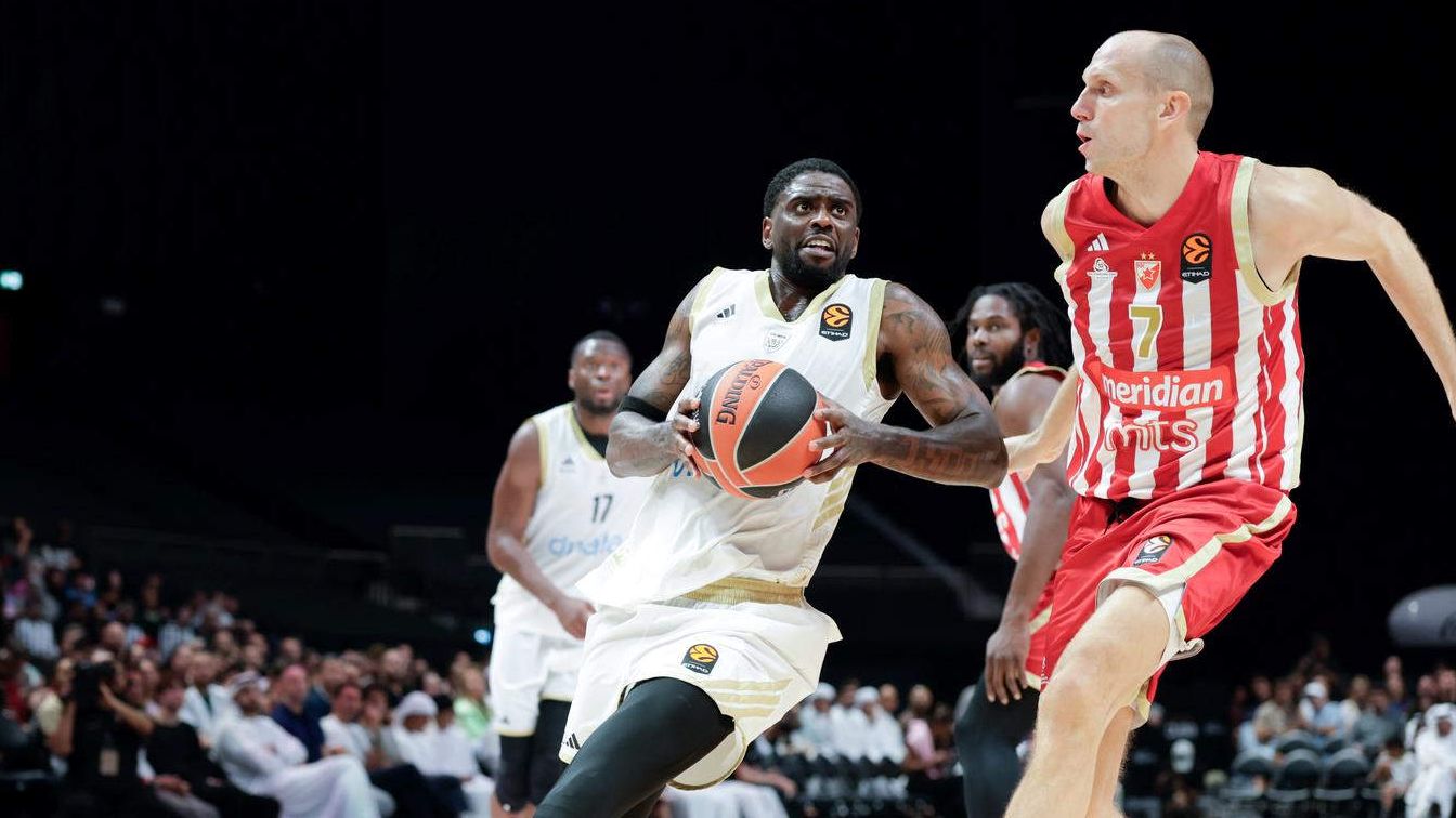 El Zvezda de Ibon Navarro asfixia al Dubai (58-77)